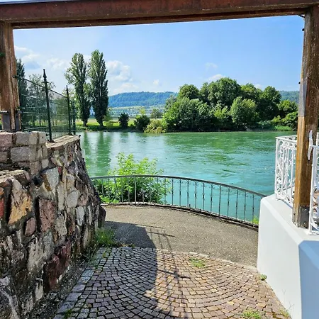 Kelnhof - Cozy Riverside Apartment
