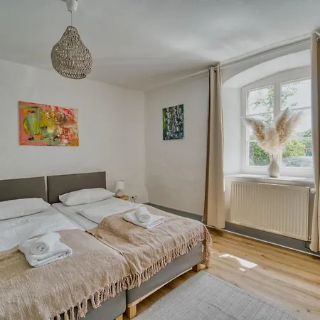 Kelnhof - Cozy Riverside *
