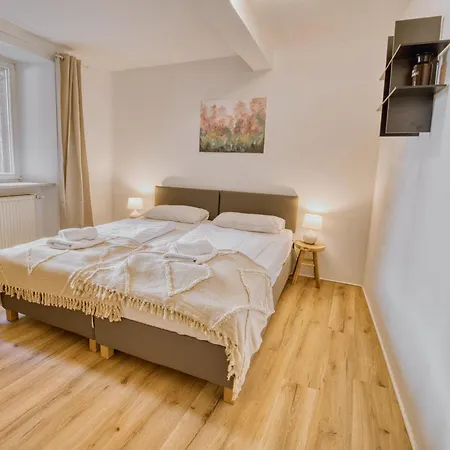 Kelnhof - Cozy Riverside Apartment Kussaberg